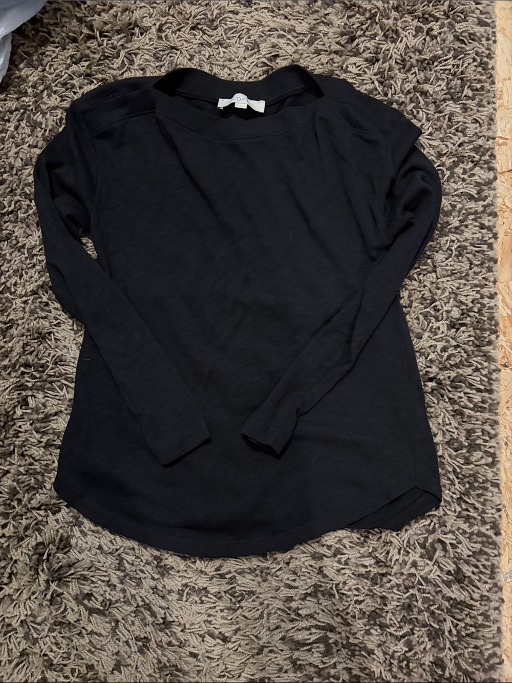 LOFT Black Long-Sleeve Crewneck Top